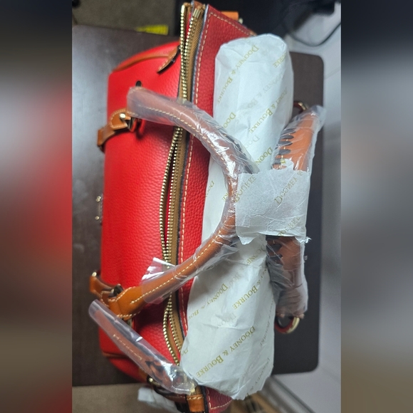 Dooney & Bourke Red Pebbled Leather Large Satchel - Picture 3 of 10